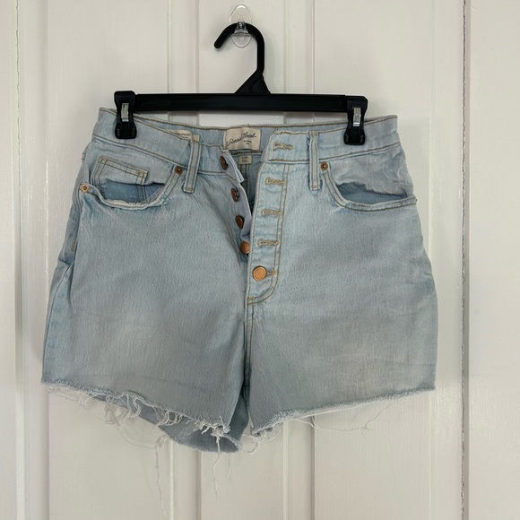 Universal Thread Light Blue Button-Fly Denim Shorts - Picture 1 of 5